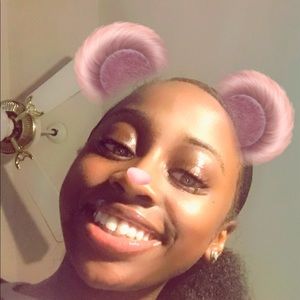 Meet your Posher, Janiya